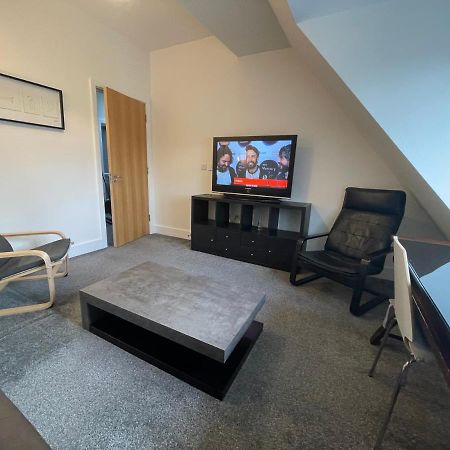 2 Bedroom 2 Bathroom Apartment 8 Including Free Parking 布罗姆利 外观 照片